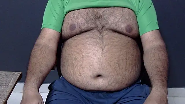 Snapshot of hairysubcub_70 chatting on 01-29-25, 01:28 hairysubcub 70 online show from 01-29-25, 01:28