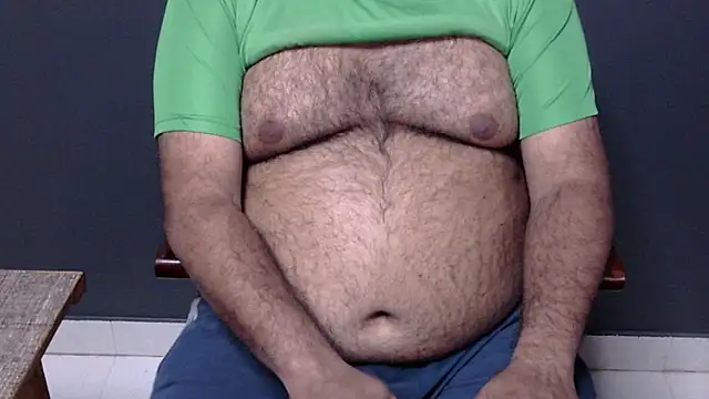 Snapshot of hairysubcub_70 chatting on 01-30-25, 01:31 hairysubcub 70 online show from 01-30-25, 01:31
