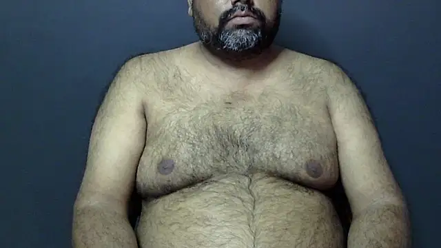 Snapshot of hairysubcub_70 chatting on 01-31-25, 10:42 hairysubcub 70 online show from 01-31-25, 10:42