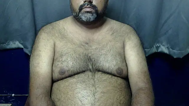 Snapshot of hairysubcub_70 chatting on 05-16-26, 11:20 hairysubcub 70 online show from 05-16-26, 11:20