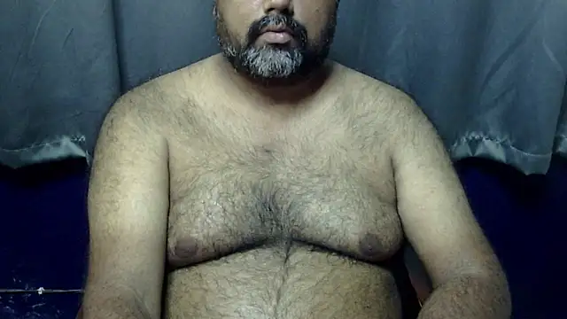 Snapshot of hairysubcub_70 chatting on 05-22-26, 09:04 hairysubcub 70 online show from 05-22-26, 09:04