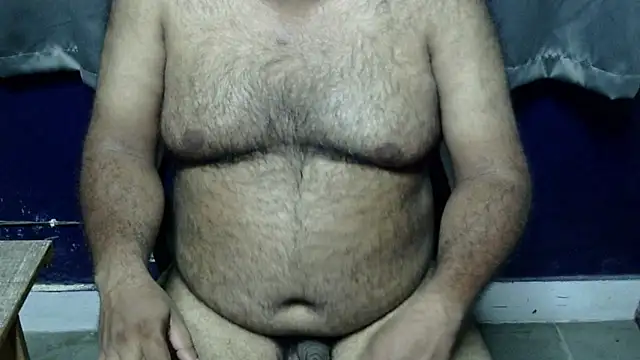 Snapshot of hairysubcub_70 chatting on 06-09-26, 05:57 hairysubcub 70 online show from 06-09-26, 05:57
