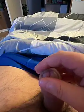 Snapshot of Tomi2244 chatting on 11-13-25, 06:34 Tomi2244 online show from 11-13-25, 06:34