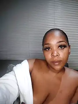 Snapshot of sexyTHANDO chatting on 01-12-25, 09:19 sexyTHANDO online show from 01-12-25, 09:19