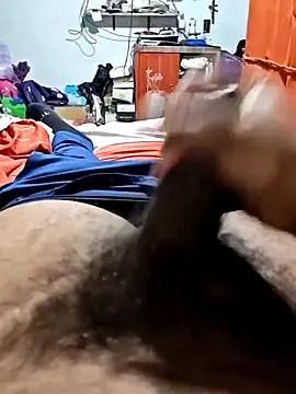 Gerardo31017 online show from 11-18-25, 09:08