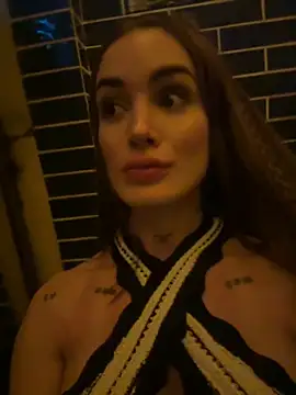 SofiaCarter online show from 11-14-25, 05:39