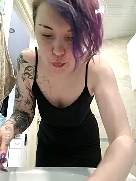 LazyTanukii online show from 05-23-26, 07:24