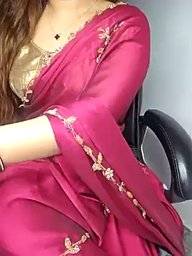 Snapshot of aliyaah_singh chatting on 03-22-25, 09:10 aliyaah singh online show from 03-22-25, 09:10