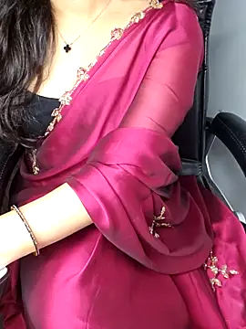 Snapshot of aliyaah_singh chatting on 10-29-25, 05:36 aliyaah singh online show from 10-29-25, 05:36