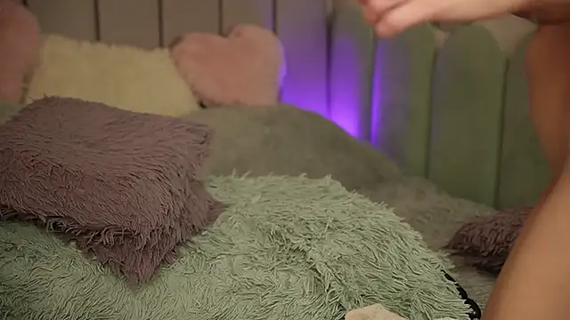 VickySecret96 online show from 02-27-25, 09:36