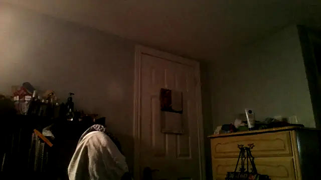 Snapshot of XTRAHORNYONE chatting on 10-01-25, 03:45 XTRAHORNYONE online show from 10-01-25, 03:45