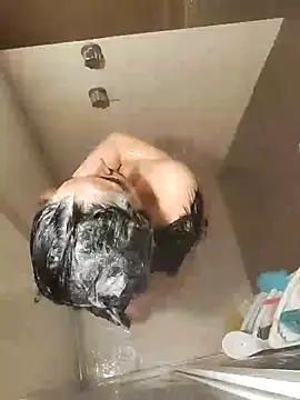 Snapshot of towers_j chatting on 12-15-24, 03:56 towers j online show from 12-15-24, 03:56