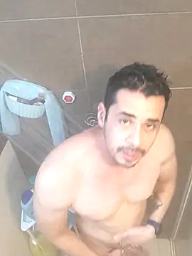 Snapshot of towers_j chatting on 02-18-25, 06:47 towers j online show from 02-18-25, 06:47