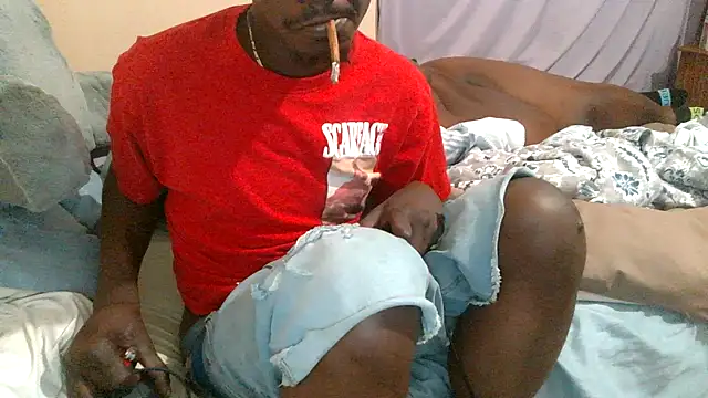 RinsingWood84 online show from 04-26-26, 06:44