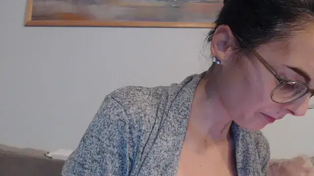 cleophee online show from 12-05-25, 06:44