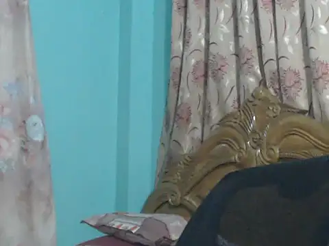 Snapshot of NancyRuvi chatting on 11-02-25, 03:47 NancyRuvi online show from 11-02-25, 03:47