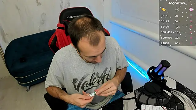 Snapshot of Raamoss chatting on 12-11-24, 07:57 Raamoss online show from 12-11-24, 07:57