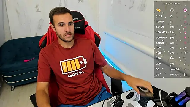 Snapshot of Raamoss chatting on 03-17-25, 12:46 Raamoss online show from 03-17-25, 12:46