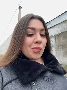 Sara Slow online show from 01-24-25, 10:32