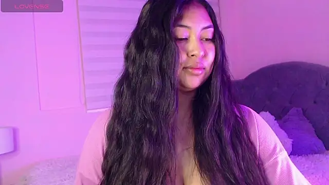 Snapshot of Pocahontas_power chatting on 12-07-24, 05:09 Pocahontas power online show from 12-07-24, 05:09