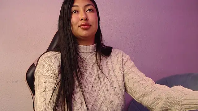 Snapshot of Pocahontas_power chatting on 01-30-25, 09:25 Pocahontas power online show from 01-30-25, 09:25