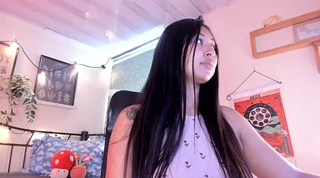 Snapshot of Pocahontas_power chatting on 03-14-25, 08:06 Pocahontas power online show from 03-14-25, 08:06