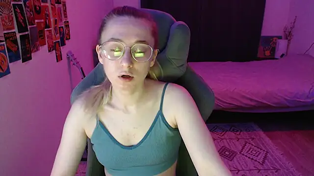 AnabelFrel online show from 03-08-26, 01:25