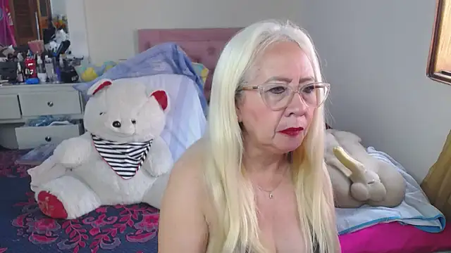 lucy belle bm online show from 04-27-26, 02:26