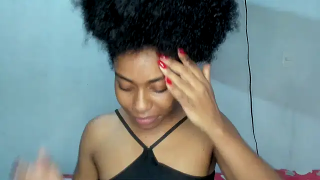 Snapshot of thaimy_ chatting on 09-12-25, 11:26 thaimy online show from 09-12-25, 11:26