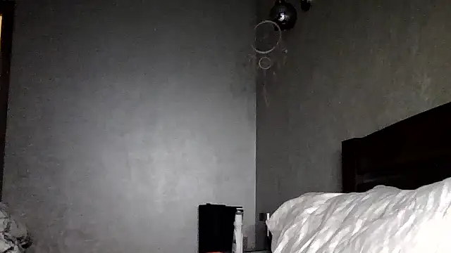 JulianaGold1 online show from 03-20-26, 04:23