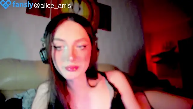 Alice  Aris online show from 02-24-26, 04:27
