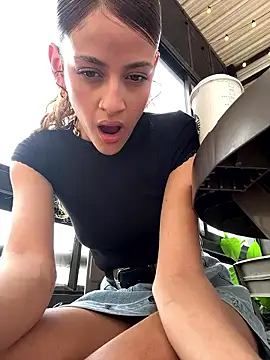 alana15 online show from 01-08-26, 08:33