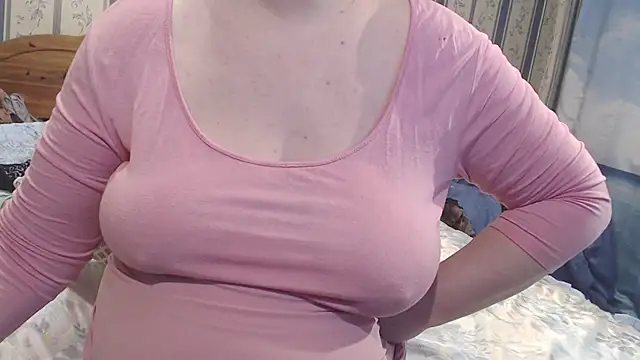 Snapshot of AMARILLIS chatting on 12-14-24, 12:11 AMARILLIS online show from 12-14-24, 12:11