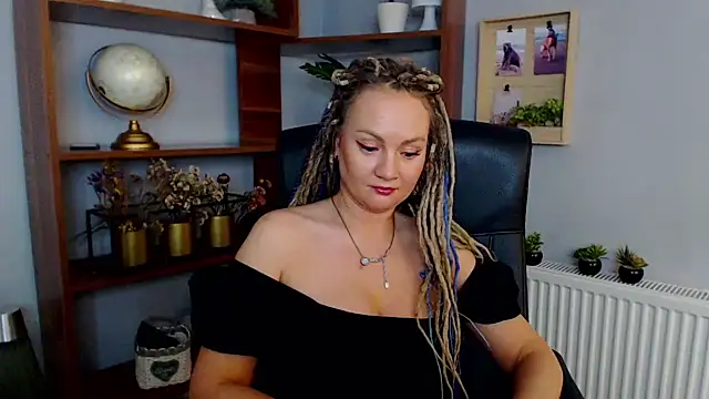 Snapshot of KayaMagic chatting on 01-30-25, 06:21 KayaMagic online show from 01-30-25, 06:21