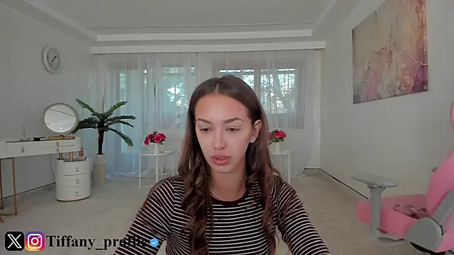 Snapshot of TiffanyHouston_ chatting on 11-02-25, 06:27 TiffanyHouston online show from 11-02-25, 06:27