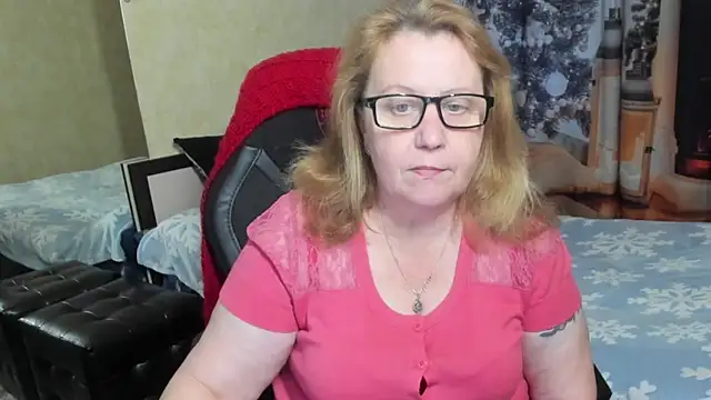 Frau Marta online show from 12-19-25, 12:45