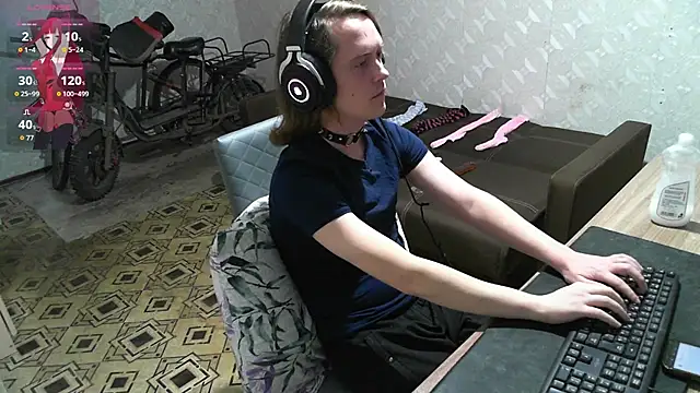 Shad0wFemb0y online show from 03-31-26, 05:46