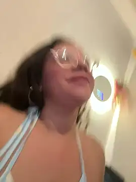 Vivi Kvsh online show from 03-24-26, 10:15