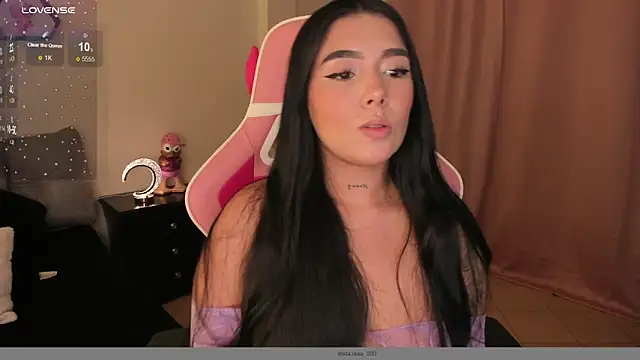 shantall vidales  online show from 01-08-25, 06:09