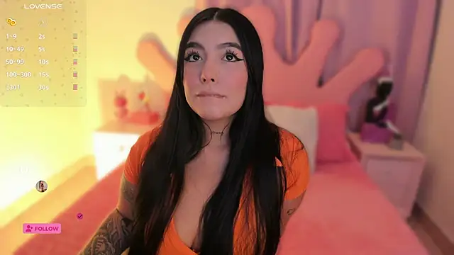 shantall vidales  online show from 09-19-25, 05:09