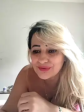 vivifernades online show from 01-28-25, 03:57