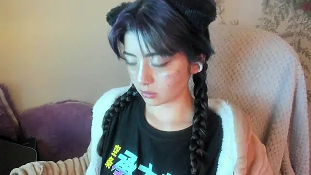 Snapshot of Sammysammy_ chatting on 12-23-25, 06:44 Sammysammy online show from 12-23-25, 06:44