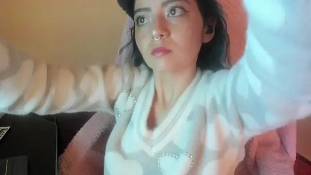 Snapshot of Sammysammy_ chatting on 02-12-26, 06:19 Sammysammy online show from 02-12-26, 06:19