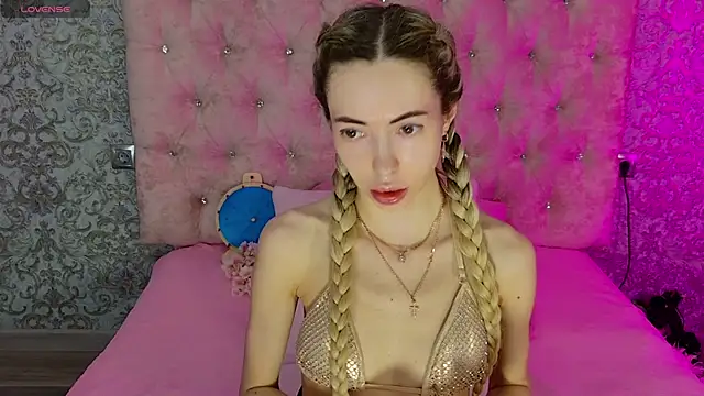 Snapshot of Akilla_Queen chatting on 07-24-26, 01:58 Akilla Queen online show from 07-24-26, 01:58