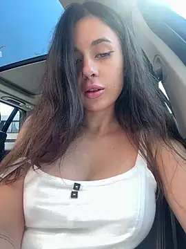 Snapshot of PartyQqHouse chatting on 03-16-25, 07:27 PartyQqHouse online show from 03-16-25, 07:27