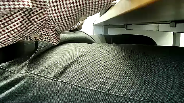 69bezfleku online show from 12-04-25, 07:17