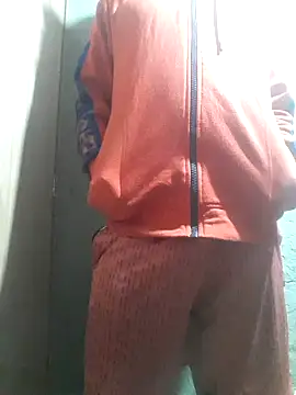 Snapshot of xxxsexy27 chatting on 01-28-25, 04:30 xxxsexy27 online show from 01-28-25, 04:30