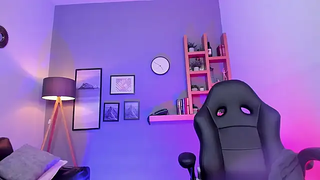 Sabrina Sabrock  online show from 03-19-26, 05:55