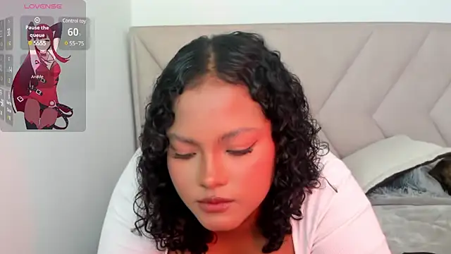 Dephne   online show from 02-12-25, 05:37