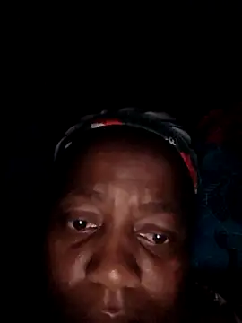 Snapshot of Galcraze chatting on 03-31-26, 01:51 Galcraze online show from 03-31-26, 01:51